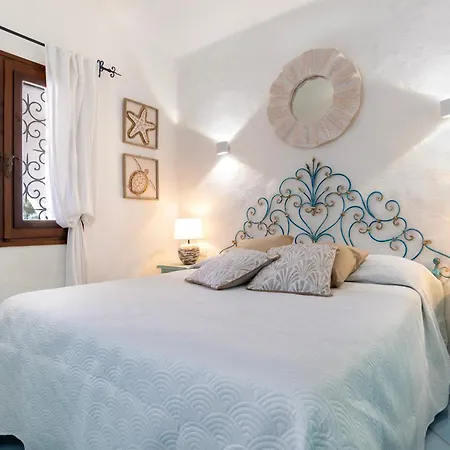 Villa Sandra 10, Emma