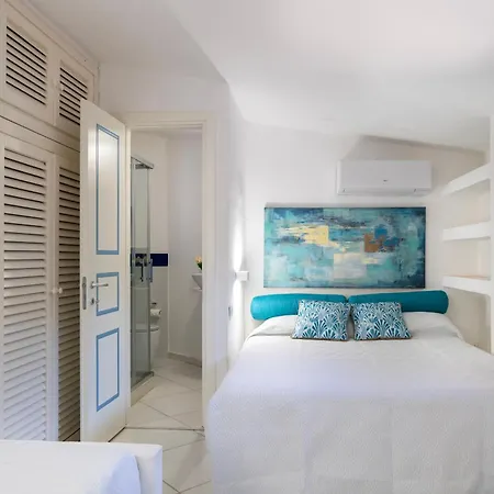 Villa Sandra 10, Emma